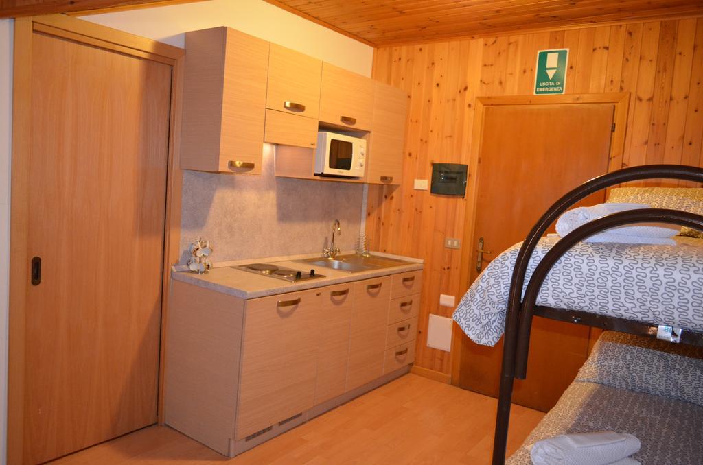 Campodolcino Camping الغرفة الصورة