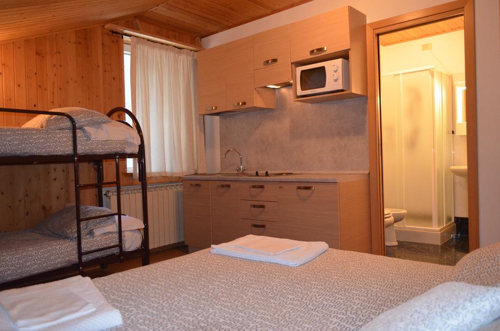 Campodolcino Camping الغرفة الصورة