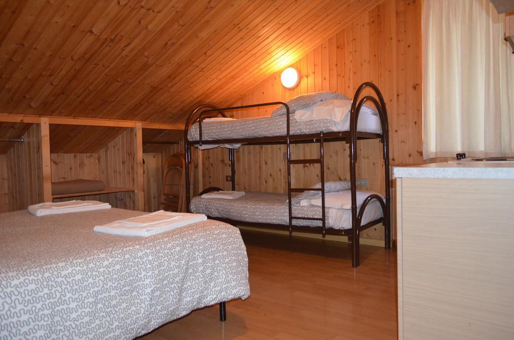 Campodolcino Camping الغرفة الصورة